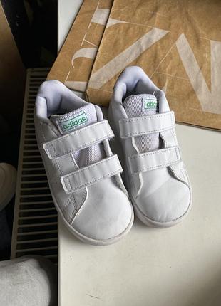 Кроссовки adidas 26 размер 2