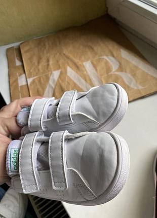 Кроссовки adidas 26 размер 3