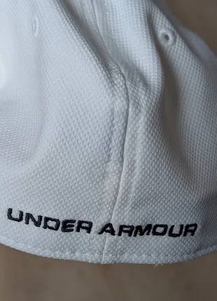 Кепка under armour blitzing біла, stretch-fit m/l, оригінал 4
