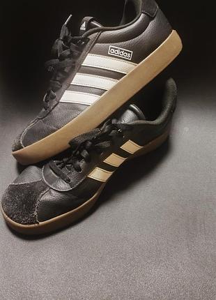 Кросівки adidas court 5