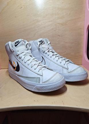 Шикарные кожаные кеды nike, 39 размер