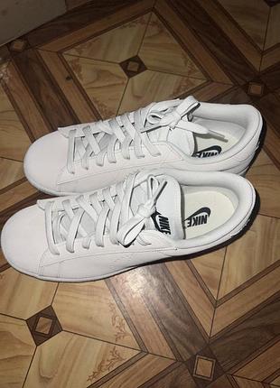 Кеди nike жіночі