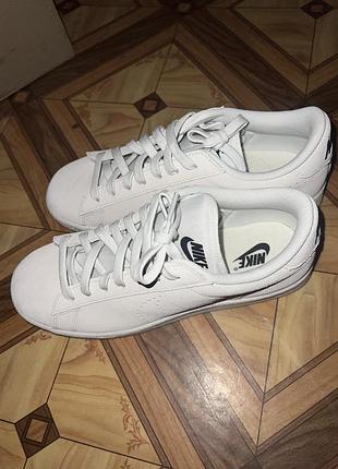 Кеди nike жіночі 3