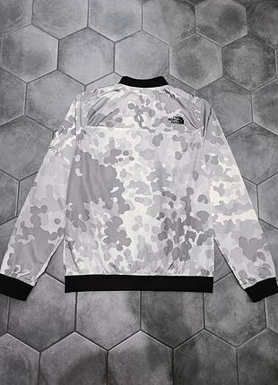 Ветровка бомбер the north face size m original 5