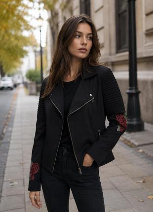 Ефектний жакет, піджак із вишивкою, boohoo, бавовна 100%, р. m, наш 42-46, чорний червоний
