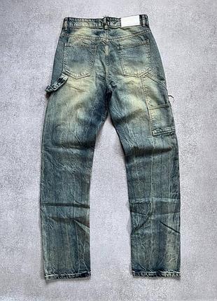 Джинсы с потертостями и печворком man boohooman w32