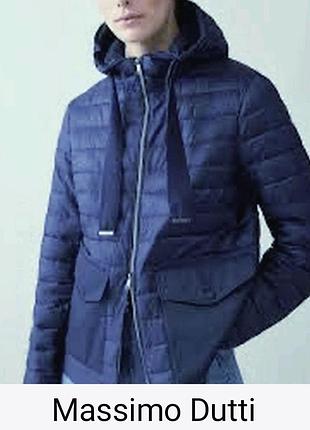 Брендовая жен куртка. р 44. massimo dutti. микропузовик