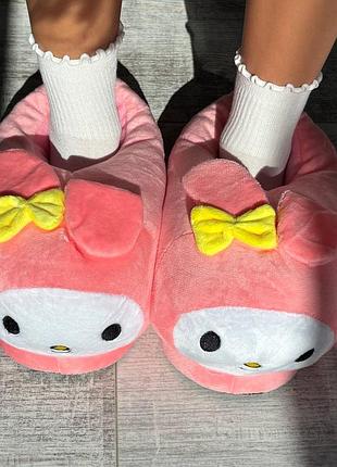 Хатні капці мамероди рожеві плюшеві/ кімнатні капці my melody sanrio/м'які капці-іграшки кігуру з вушками 36-41р