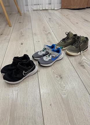 Чорні кросівки nike 29,5 розміру