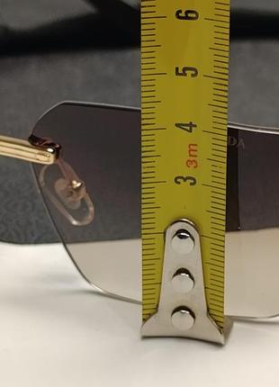 Vintage style sunglasses 10