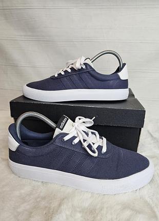 Кросівки adidas 42.5 розмір