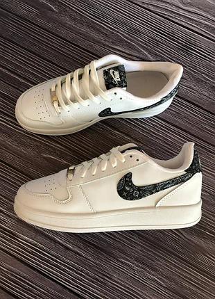 Чоловічі кросівки nike