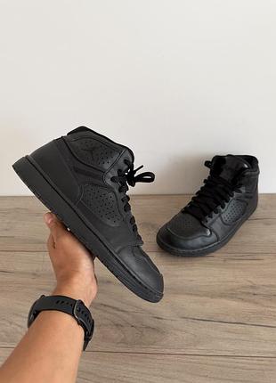 Кросівки шкіряні jordan оригінал