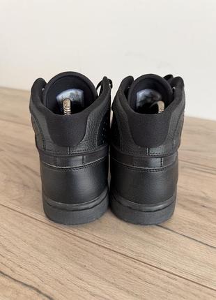 Кросівки шкіряні jordan оригінал 4