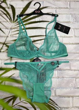 Комплект бюстик і трусики   hunkemoller 🎀.