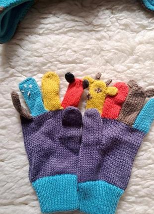 Шапка варежки "mini boden ". 4