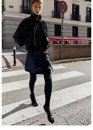 Бархатий бомбер куртка ,zara