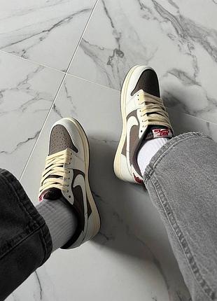 Jordan 1 low og sp travis scott reverse mocha 10