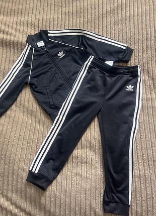 Костюм adidas