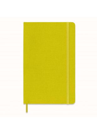 Записная книжка moleskine silk средняя, линейка, соломенно-жёлтый (qp060m6silk)