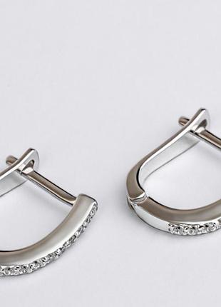 Продам изящные серебряные серьги с фианитами (925 проба)