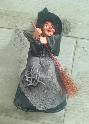 Кукла баба яга с помолом 17см befana