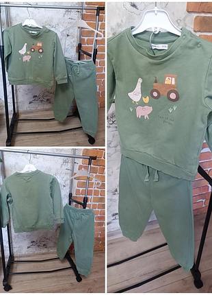 Детский костюмчик р.98