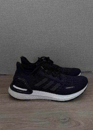 Кросівки adidas boost розмір 39