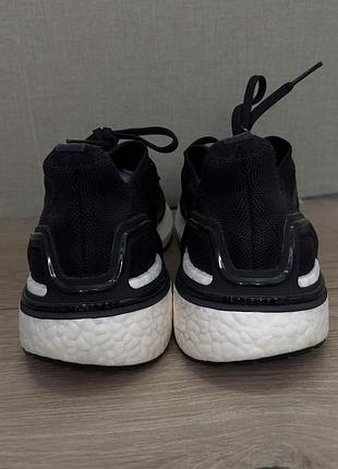 Кросівки adidas boost розмір 39 4