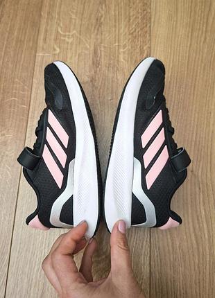Кроссовки adidas для девочки 8