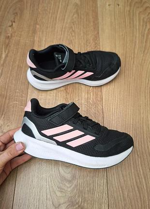 Кроссовки adidas для девочки