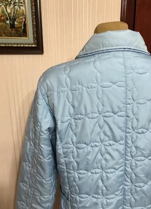 Стеганая куртка нежно-голубого цвета4 фото
