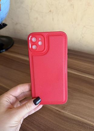 Чохол на iphone 11, червоний колір.