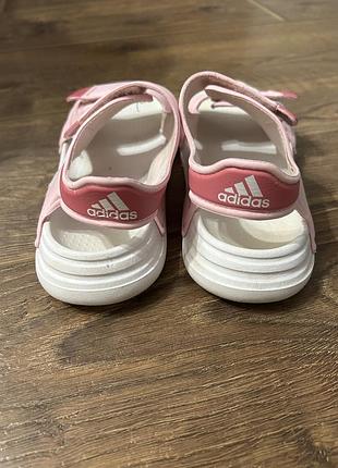 Босоніжки сандали adidas 5