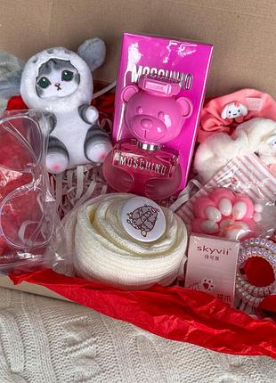 Подарунковий набір для дівчат з парфумами moschino toy 2 bubble gum