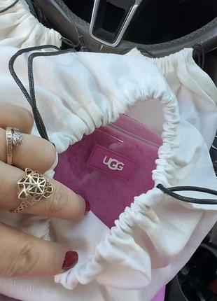 Жіночий крос боді від ugg 5