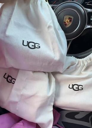 Жіночий крос боді від ugg 6