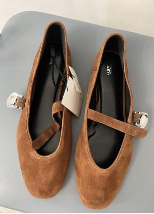 Zara mary jane новые замшевые очень мягкие туфли 41 р