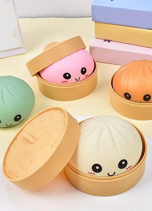 Трендовий сквіш антистрес хінкалі у пароварці, squishy dumpling stress ball, пельмень, різні кольори,1 шт
