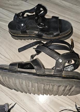 Гладиаторы dr.martens р 40-41 2