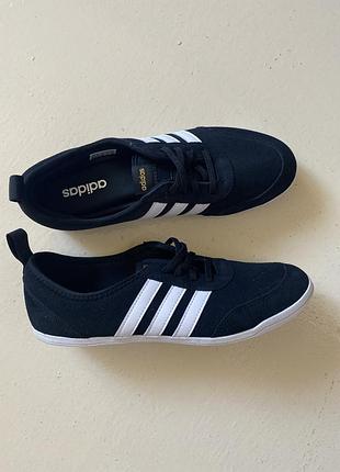 Adidas diona 3 кросівки жіночі 2