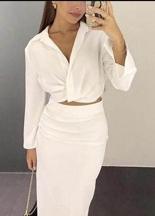 Вкорочена сорочка від zara в розмірі l