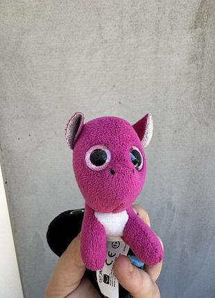 М'яку іграшку — рожевого дракончика percy з колекції ty beanie boos, яка випускалася спеціально для mcdonald's у 2020 році