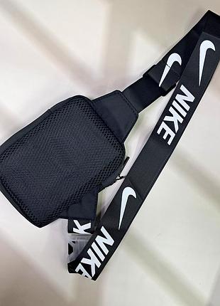 Сумка-месенджер nike, чорна 3
