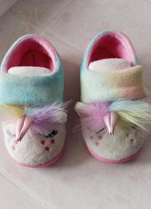Новые плюшевые домашние тапочки бренда primark принт 🦄🦄🦄   uk  7.   eur  24