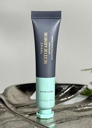 Матирующая база под макияж teeez cosmetics suit of armor battle prep mattifying face primer mint 15 ml