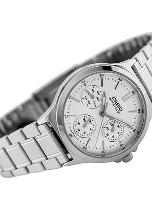 Жіночий годинник casio ltp-v300d-7a — класичний сталевий браслет та календар 3