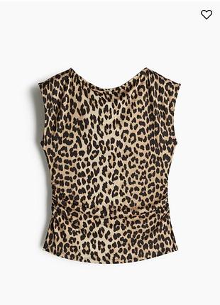 Топ принт лео h&m 5