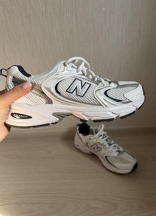 Оригінальні кросівки new balance 530