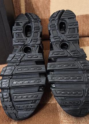 Новые кроссовки adidas megaride 4